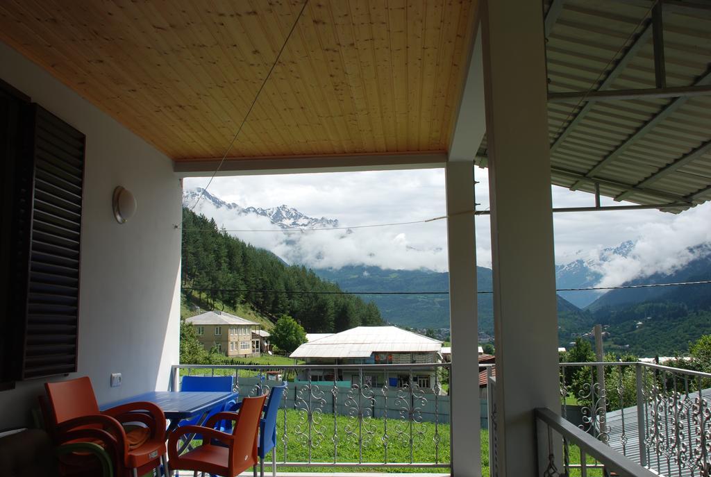 Guest House Lasili Mestia Exteriér fotografie